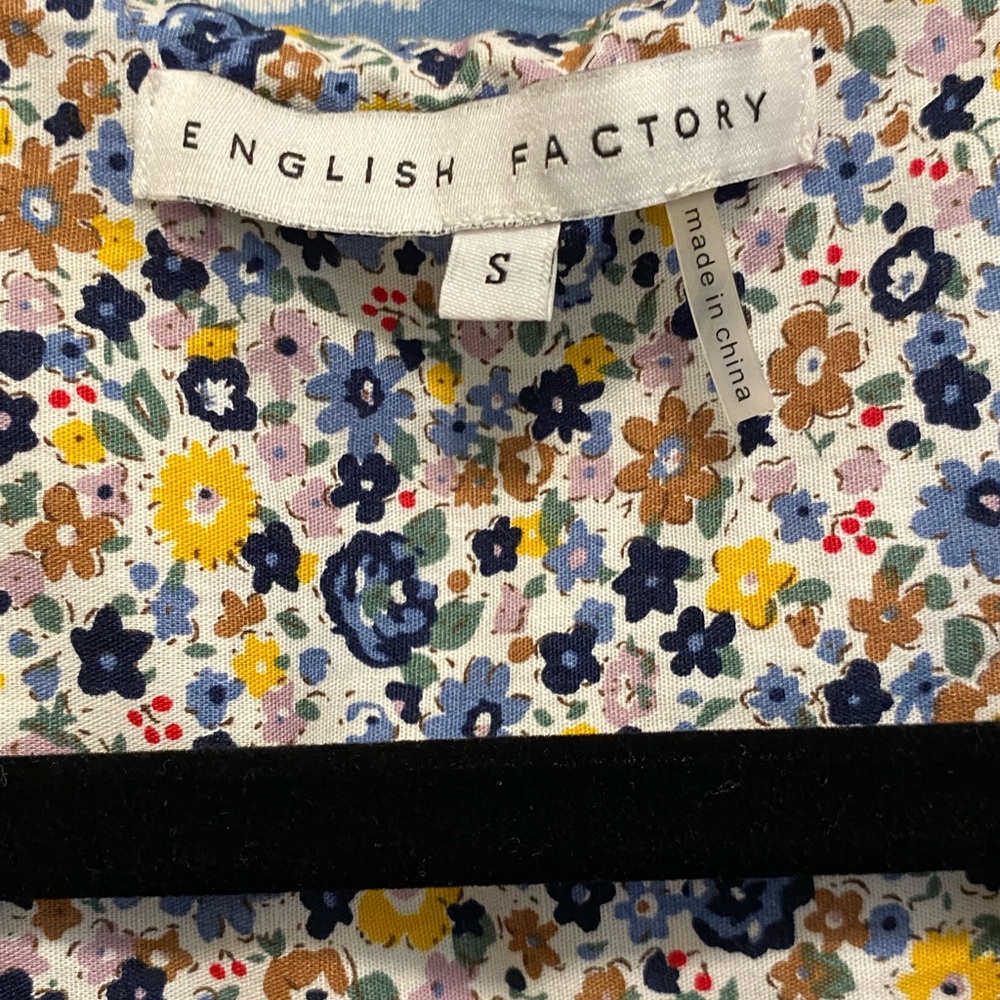 English Factory - Floral Ruffle Blouse - Picture 2 of 6